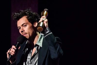 Harry Styles sweeps board at Brit Awards, acknowledging 'privilege'
