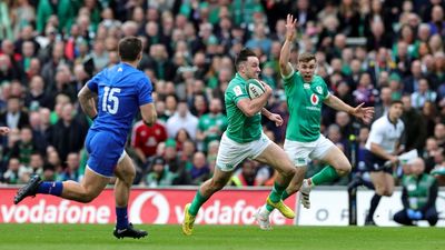 Ireland beats France 32-19 in Dublin to lead Six Nations tournament ahead of this year's Rugby World Cup