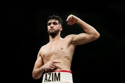 Adam Azim dominates Santos Reyes to win WBA Continental light-welterweight title
