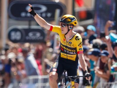 Rohan Dennis to quit pro cycling at end of season
