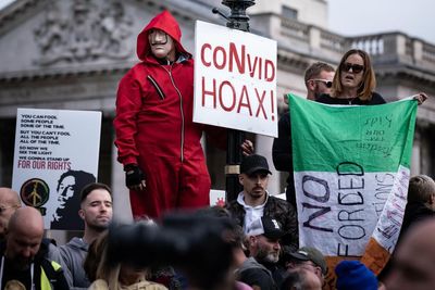 Foolproof by Sander van der Linden review – how to defuse fake news