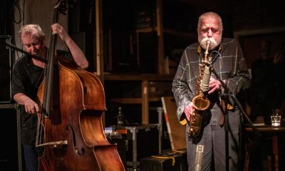 Peter Brötzmann review – free-jazz saxophonist on fiercely good form