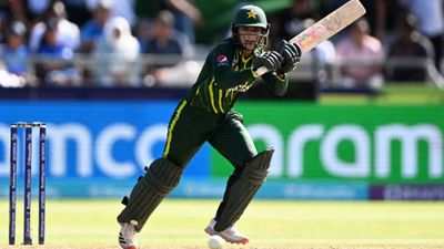 Women's T20 World Cup: Bismah Maroof, Ayesha Naseem guide Pakistan to 149/4 against India