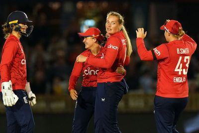 England hope to build on opening T20 World Cup win as they take on Ireland