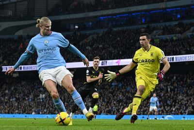 Haaland hands Man City injury scare