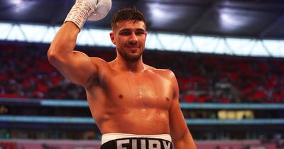 Young Irish boxer helping Tommy Fury prepare for Jake Paul fight