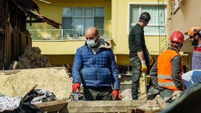 An Australian man died in Türkiye's devastating earthquake. His nephew flew over to find his body