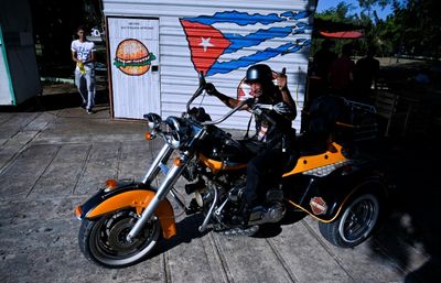 Cuba's Harley-Davidsons a labor of love for island's super-fans