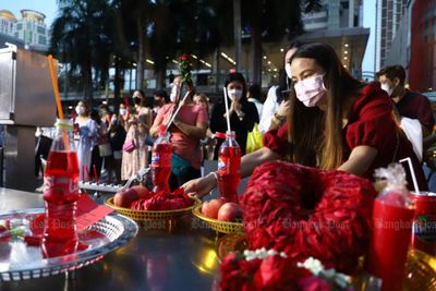 Don't make sex videos on Valentine's: police