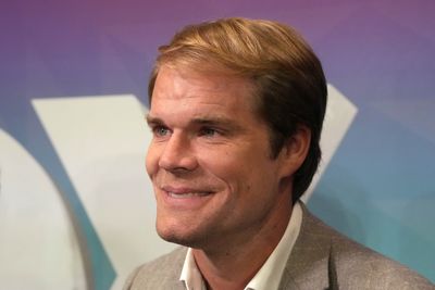 Panthers great Greg Olsen praised for Super Bowl LVII broadcast