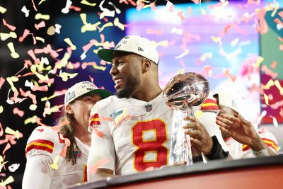 Former Bengals DE Carlos Dunlap gets his Super Bowl win with Chiefs