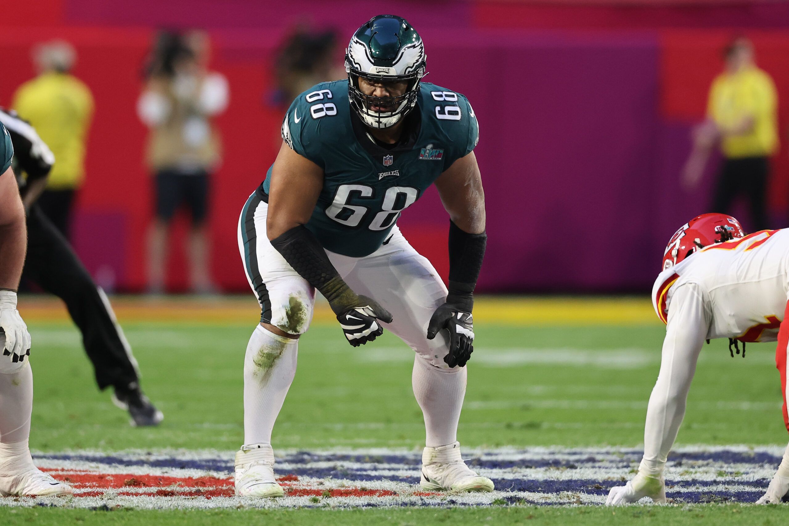 Jordan Mailata compares ‘terrible’ Super Bowl field to…
