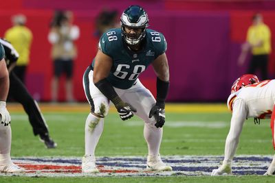 Jordan Mailata compares ‘terrible’ Super Bowl field to ‘playing on a waterpark’