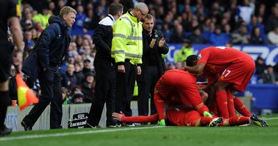 How Liverpool striker Luis Suarez 'helped' Everton by diving right in front of David Moyes
