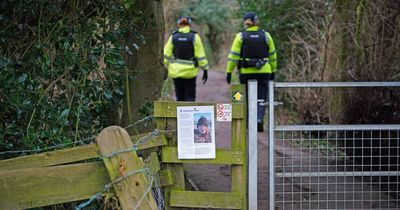 Nicola Bulley's friends and family leave handwritten messages on yellow ribbons