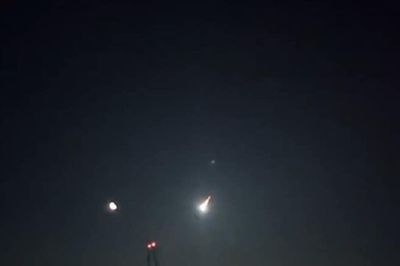 ‘Shooting star’ asteroid enters earth’s atmosphere above Channel