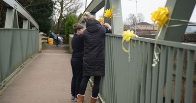 Nicola Bulley's friends beg her 'come home now' as yellow ribbons left on bridge