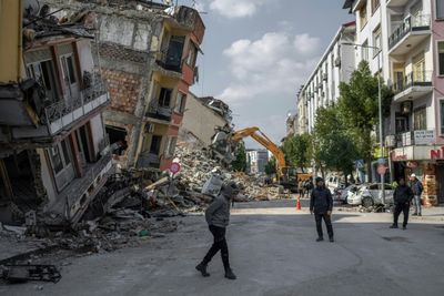 Turkey-Syria quake toll rises above 35,000