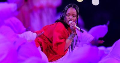 Rihanna accused of 'worst ever lip synching' after fans spot awkward Super Bowl blunder