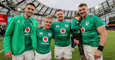 Conor Murray's Ireland team-mates rallied around him ahead of historic victory