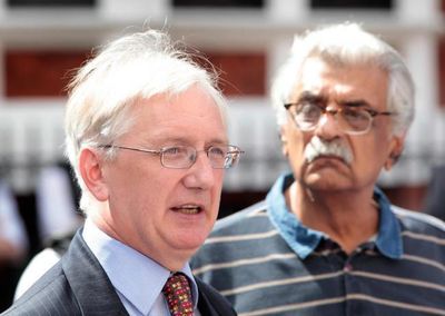Craig Murray moves location amid row over hacked SNP MP's email cache