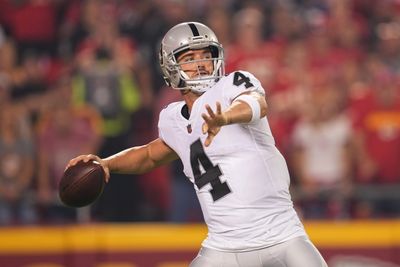 Raiders expected to release QB Derek Carr on Monday