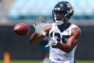 Jaguars sign 14 players to Reserve/Future contracts