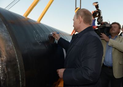 Russia says gas exports sank in 2022 but oil up