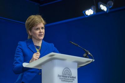 SNP reject 'wholly inaccurate' report that 30,000 members have quit party