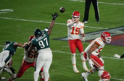 Steph Curry reacts to Patrick Mahomes, Chiefs winning Super Bowl vs. Eagles