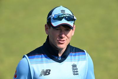 Eoin Morgan tributes and Super Bowl celebrations – Monday’s sporting social