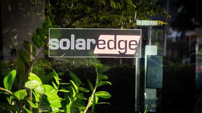 SolarEdge Stock Drops As Company Trounces Earnings Estimates