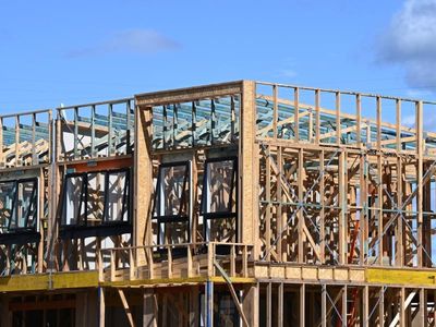 Government faces pressure to revamp $10b housing fund