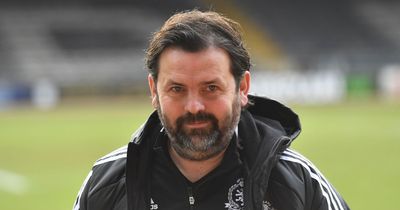 Paul Hartley tells Aberdeen they're in safe manager hands with Barry Robson as players told to buck up ideas