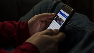 With rise in sports betting apps, more young men are at risk of problem gambling