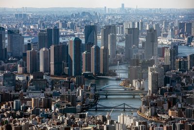 Japan manages growth in final quarter as tourism returns