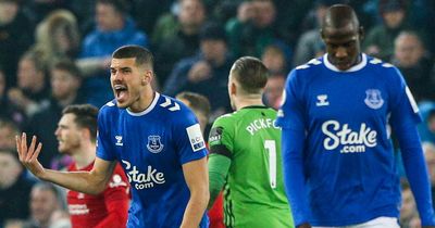 'Vote of no confidence' - National media give damning Everton verdict as player shunned in Liverpool defeat