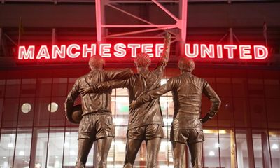 Emir of Qatar poised to offer more than £4bn to buy Manchester United