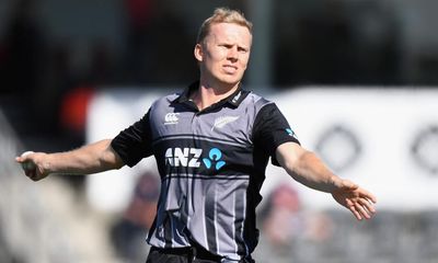 New Zealand coach Stead defends omitting Boult and selecting Kuggeleijn
