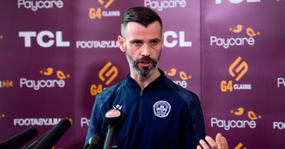 Motherwell interim boss Stuart Kettlewell has demanded unity in the squad