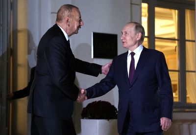Putin talks to Azeri president, discusses disputed southern Caucasus region