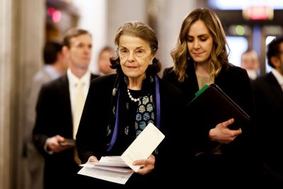 California Sen. Feinstein says she won't run for reelection