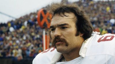 Cardinals Great Conrad Dobler Dies at 72