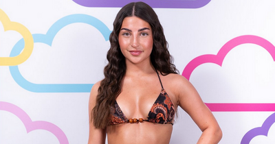 Scots Love Island star Lydia shares first kiss with a boy since entering villa