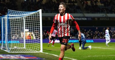 Sunderland climb into play-off spots as Jack Clarke scores twice in comprehensive win at QPR