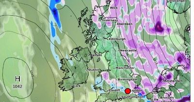 UK snow: Exact date brutal -4C Arctic blast will freeze Britain after tropical 17C