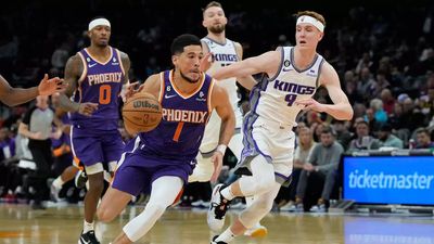 Led by Devin Booker's 32 points, Phoenix Suns go past Sacramento Kings