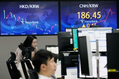Asian stocks fall after US inflation feeds rate hike fears