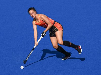 Germans edge Hockeyroos in penalty shootout