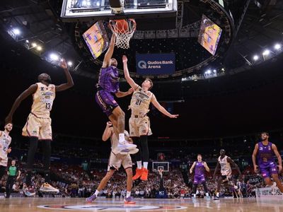 Cooks steers Kings to victory over Snakes in NBL semi